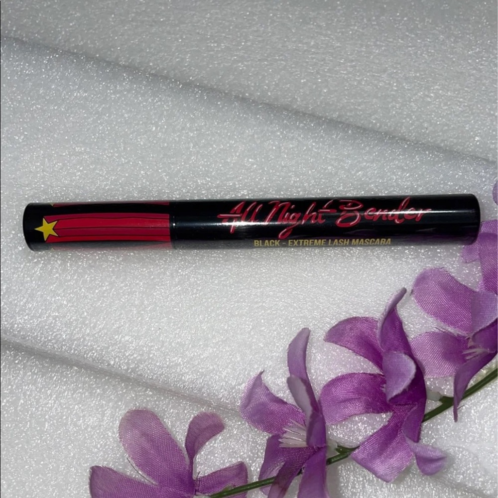 Rockins cosmetic mascara